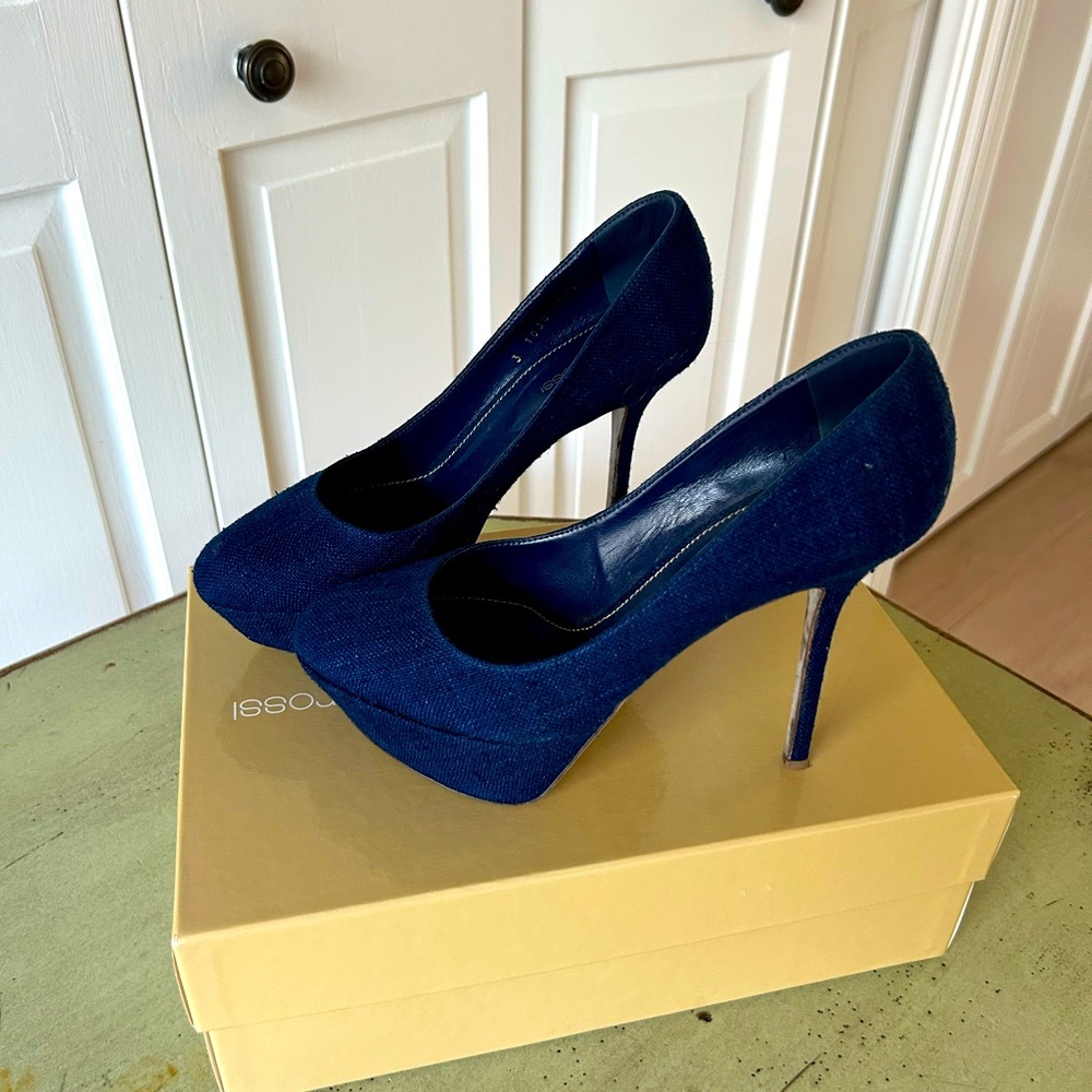 Sergio Rossi shoes. Blue denim
